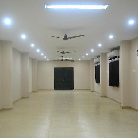 Hotel Bhammars Balangir Bagian luar foto