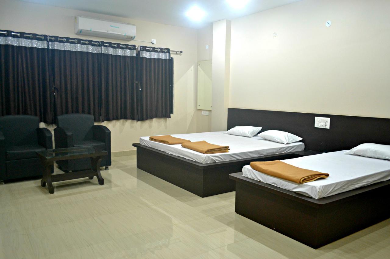 Hotel Bhammars Balangir Ruang foto