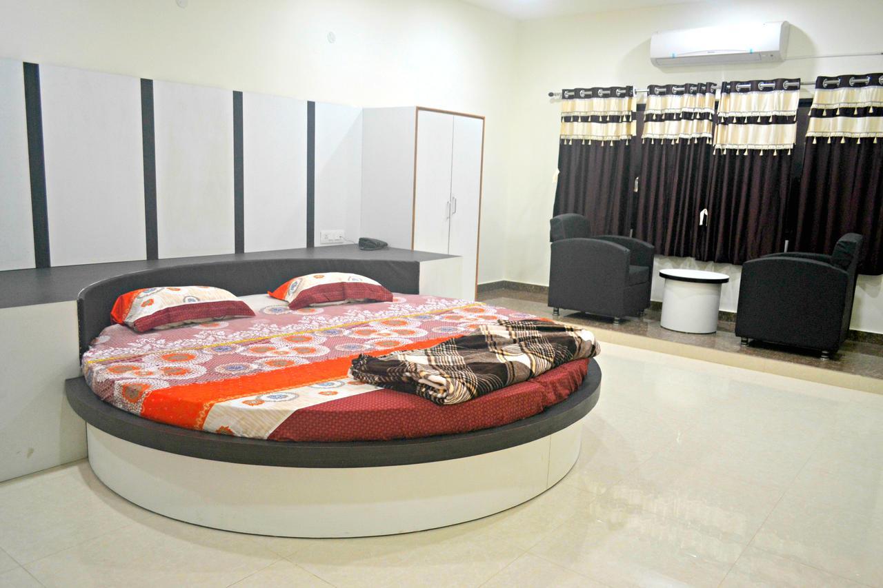 Hotel Bhammars Balangir Ruang foto